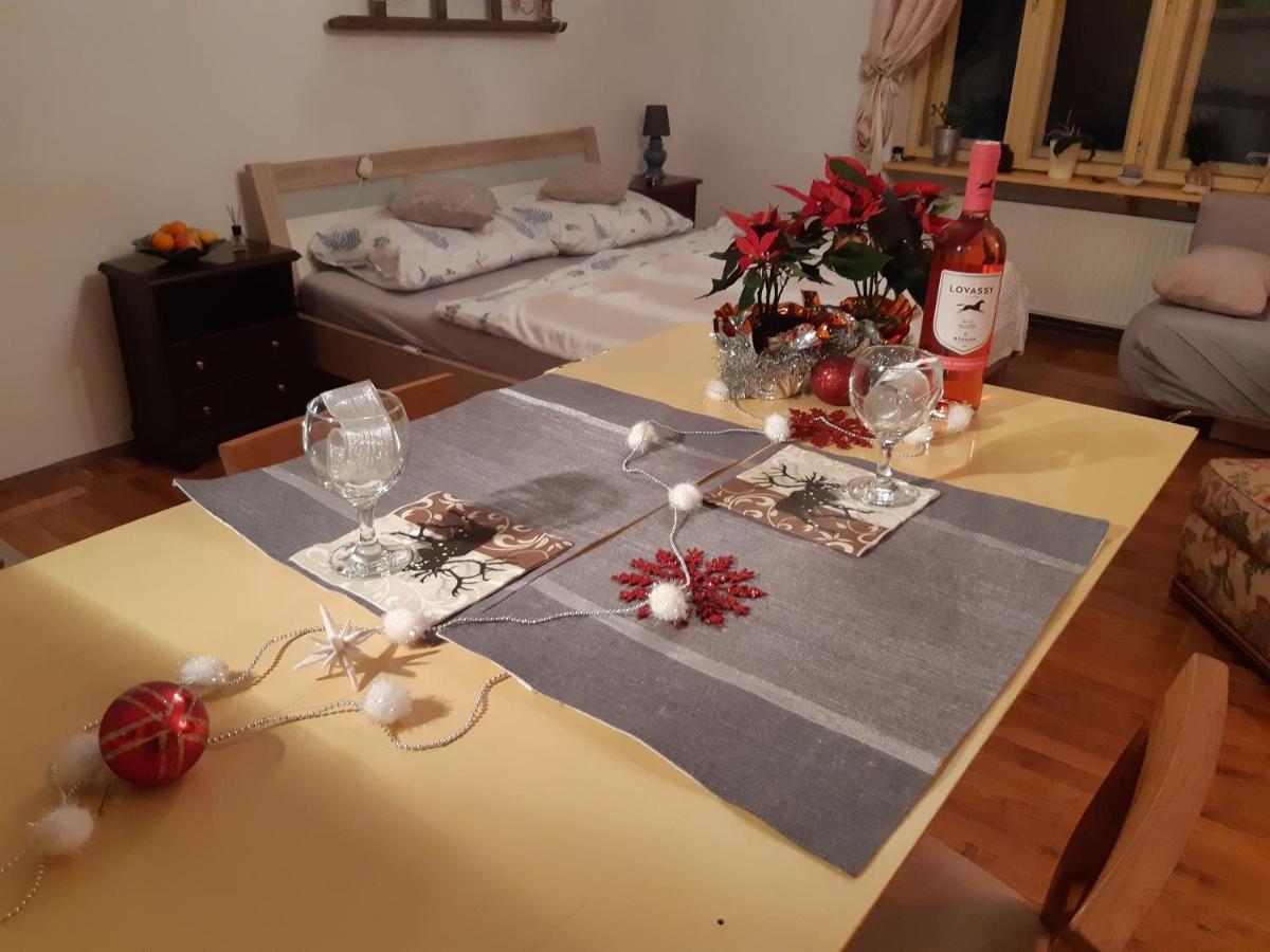Axtburg Apartments Berbaltavar Экстерьер фото